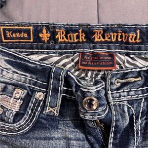 Rock Revival Jeans in style "Kenda" size 28